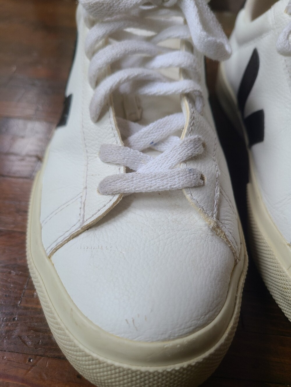 Veja Campo Low-Top Sneaker in White with Black V - Picture 8 of 10